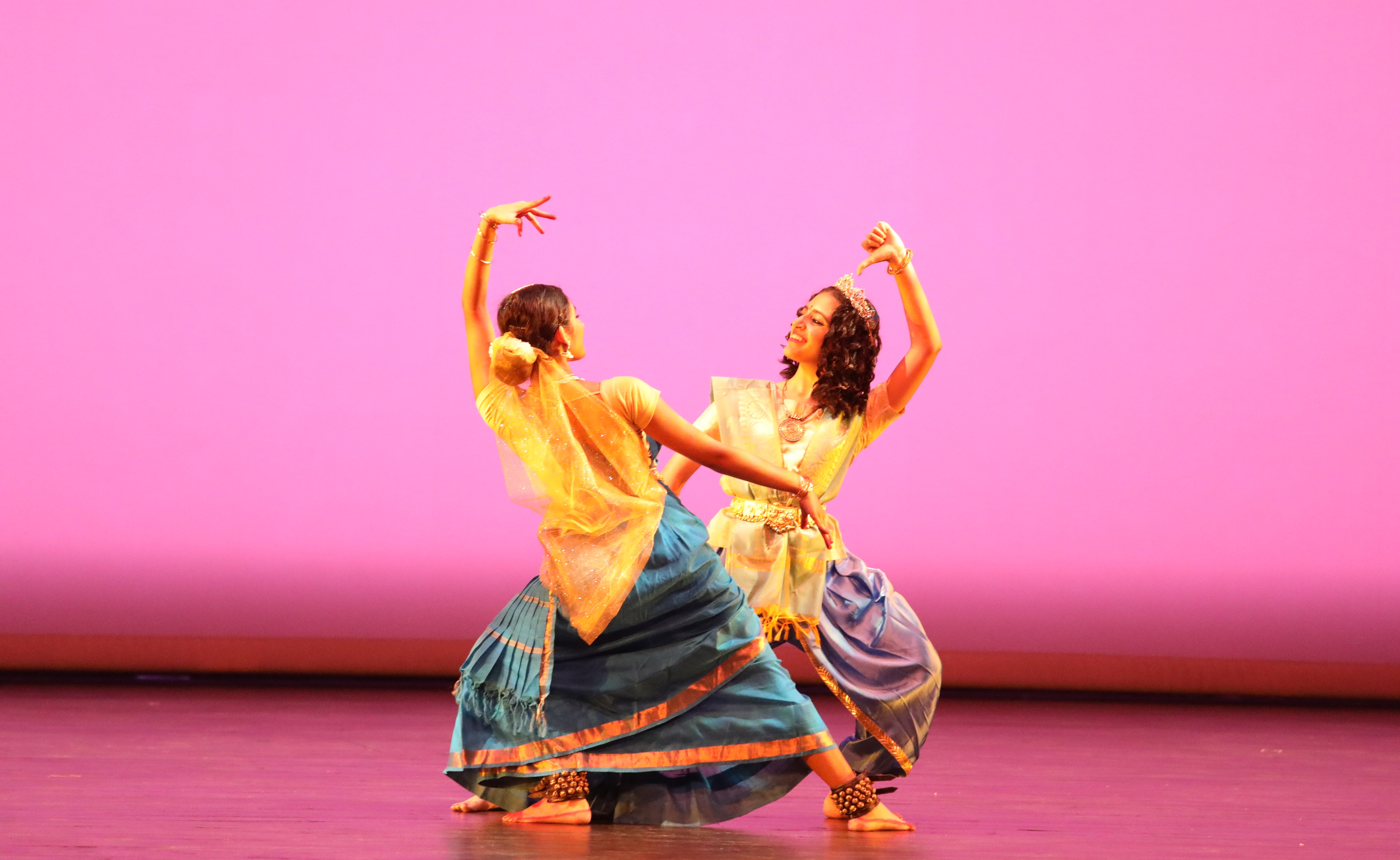 Aarushi Lakhi as Abhimanyu with Tejaswani Mohankumar as Uttara